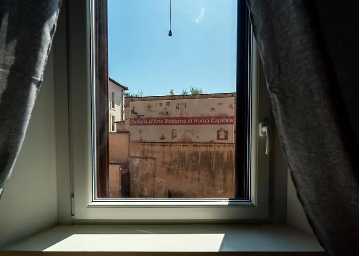 Casa Crispi 33 *
